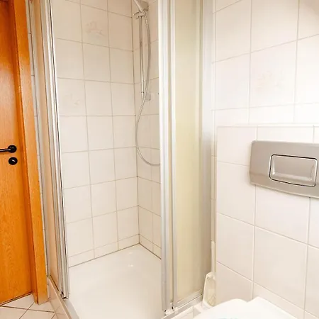 Appartement Waldweg App 4 *